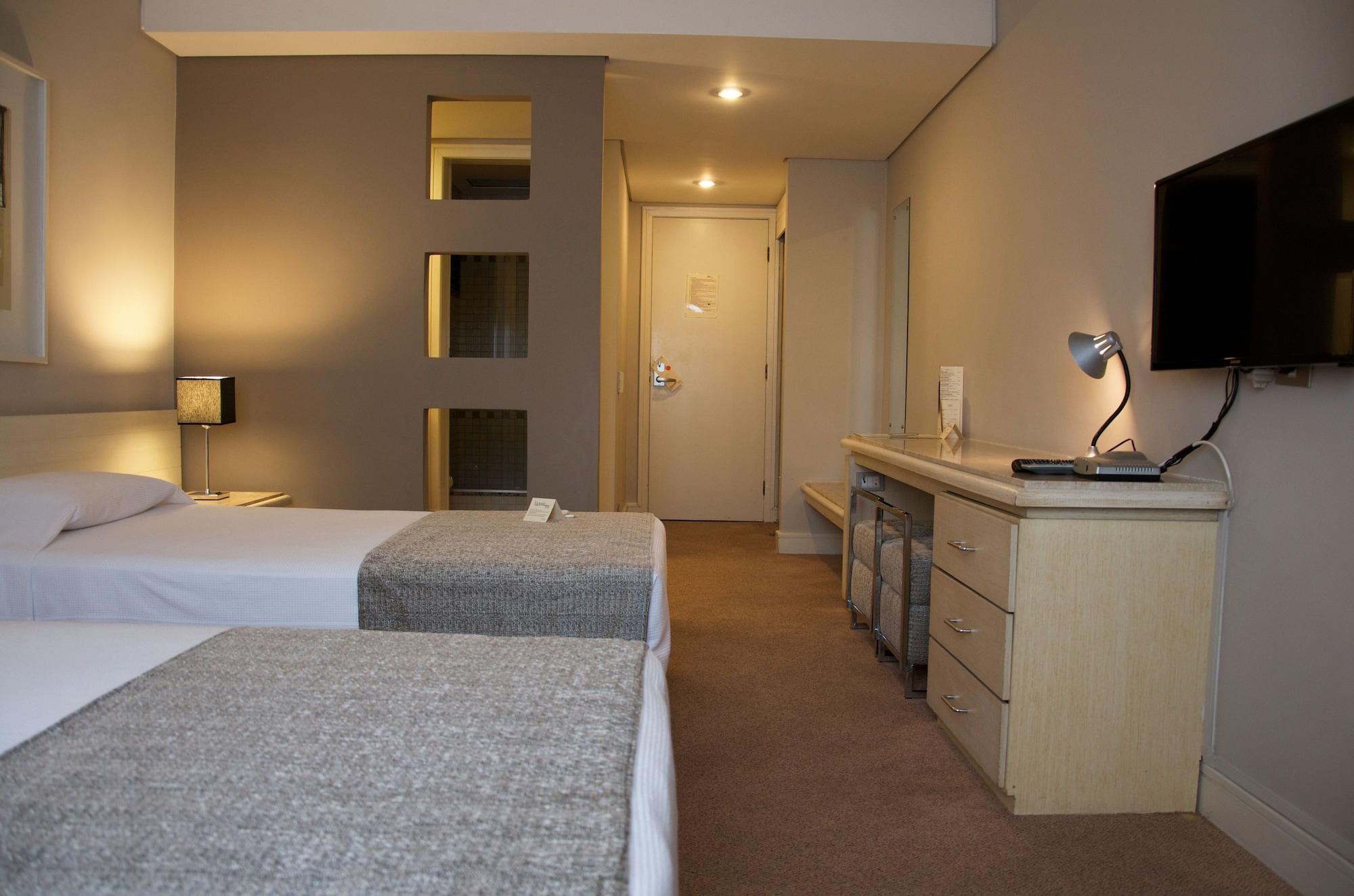 Hotel Victoria Villa Curitiba By Nacional Inn エクステリア 写真