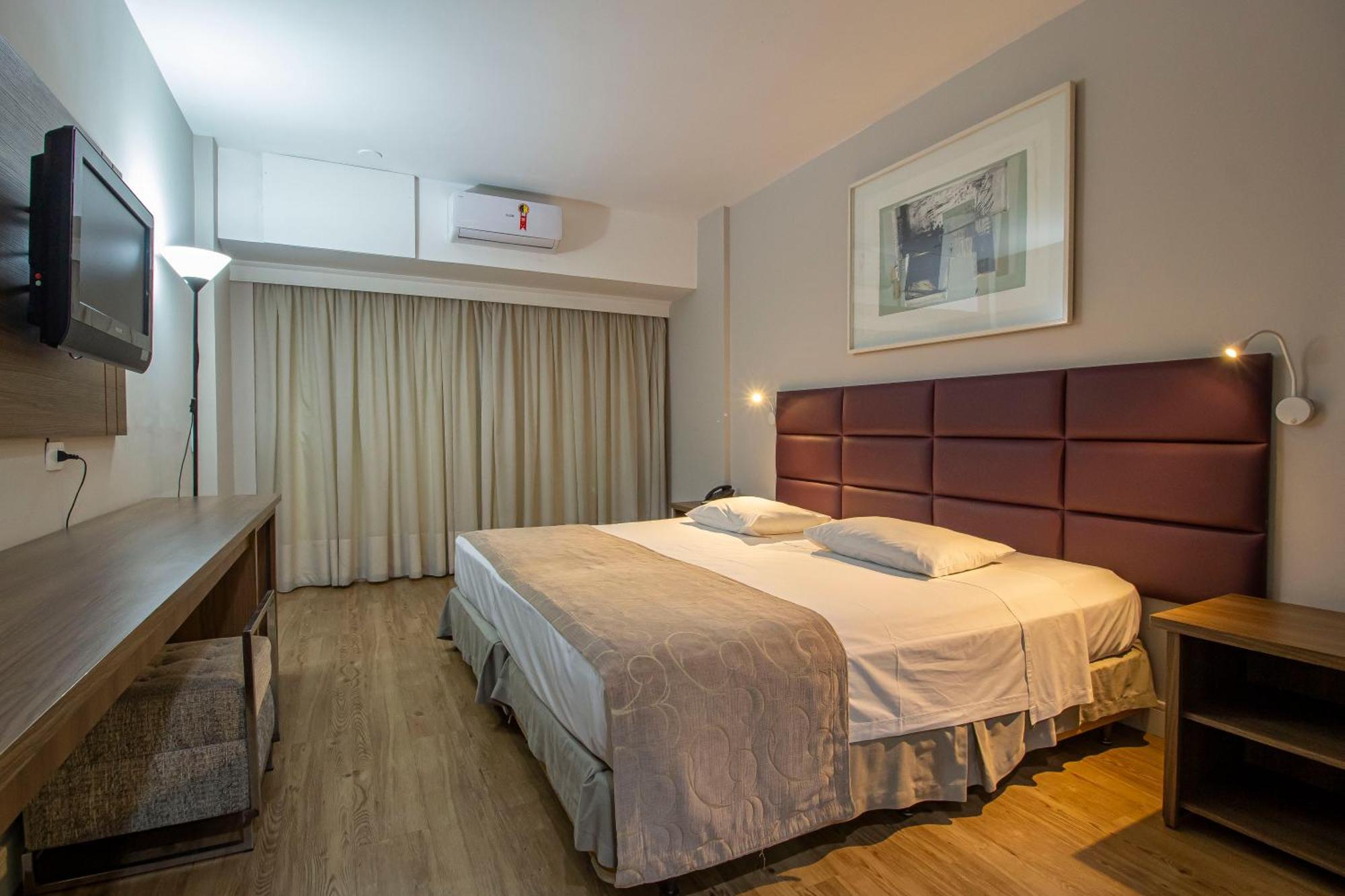 Hotel Victoria Villa Curitiba By Nacional Inn エクステリア 写真