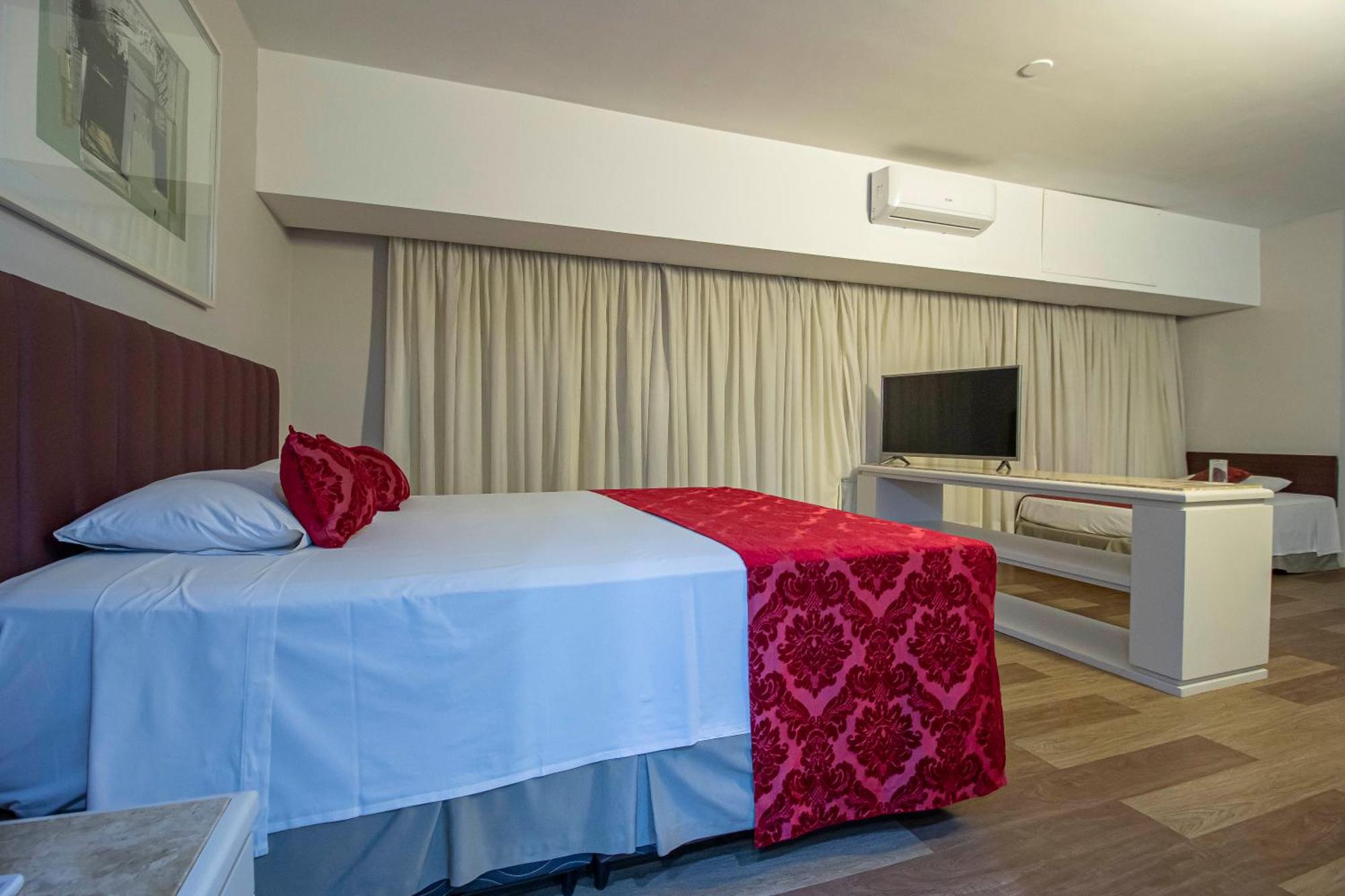 Hotel Victoria Villa Curitiba By Nacional Inn エクステリア 写真