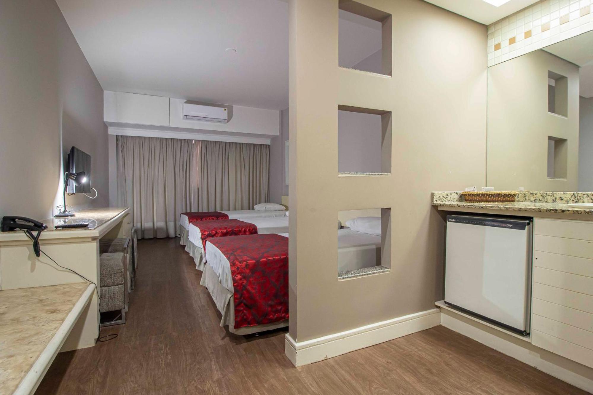 Hotel Victoria Villa Curitiba By Nacional Inn エクステリア 写真
