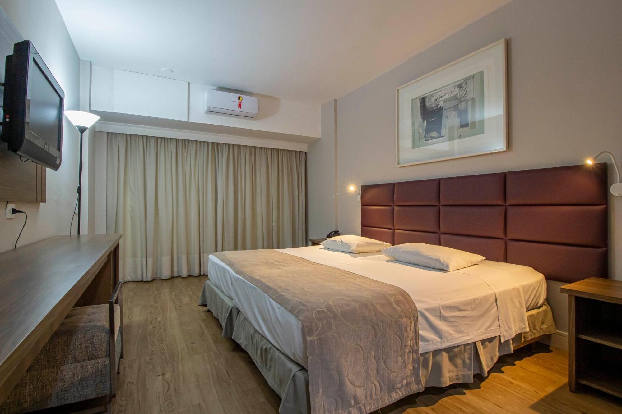 Hotel Victoria Villa Curitiba By Nacional Inn エクステリア 写真
