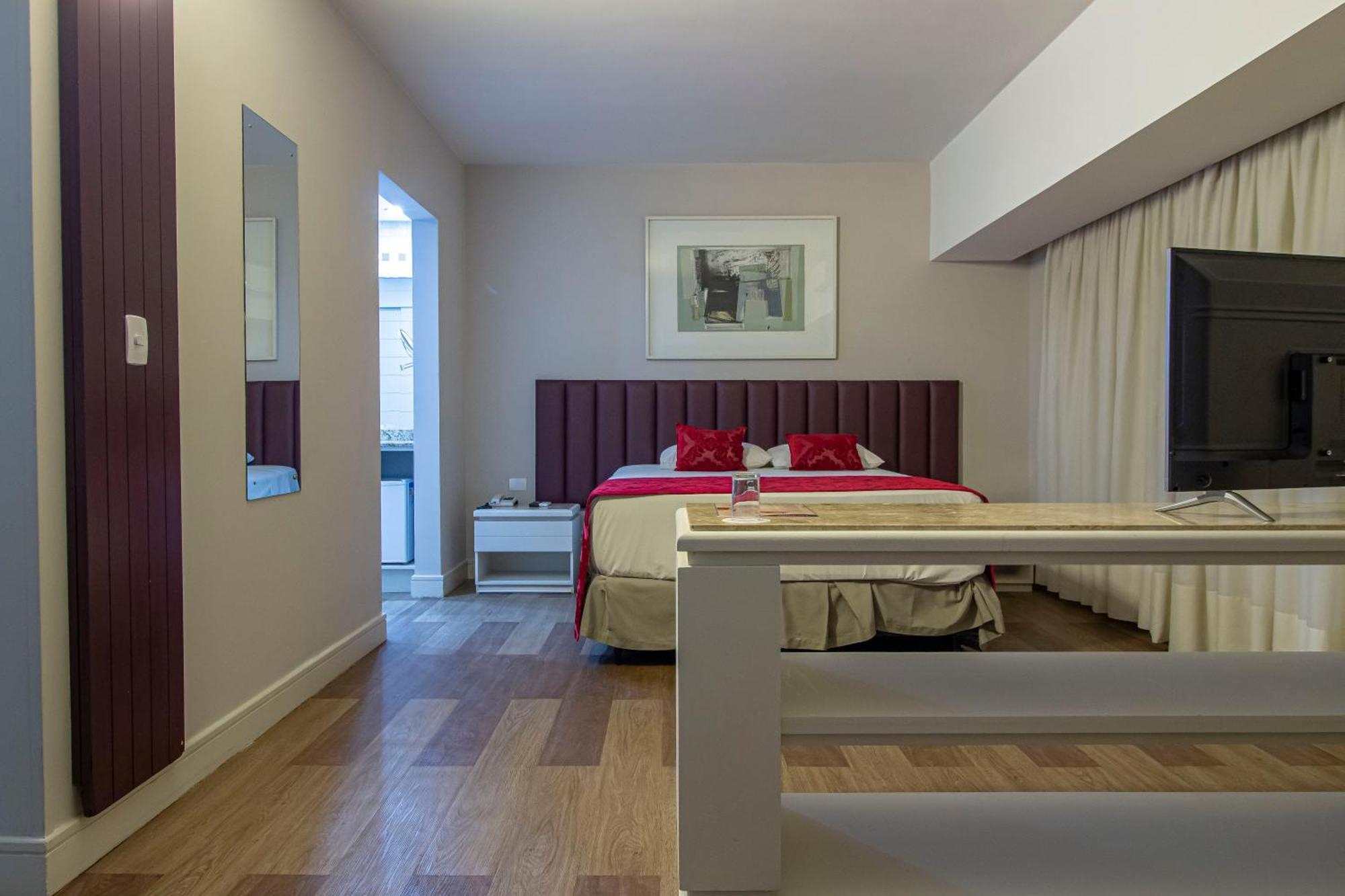 Hotel Victoria Villa Curitiba By Nacional Inn エクステリア 写真